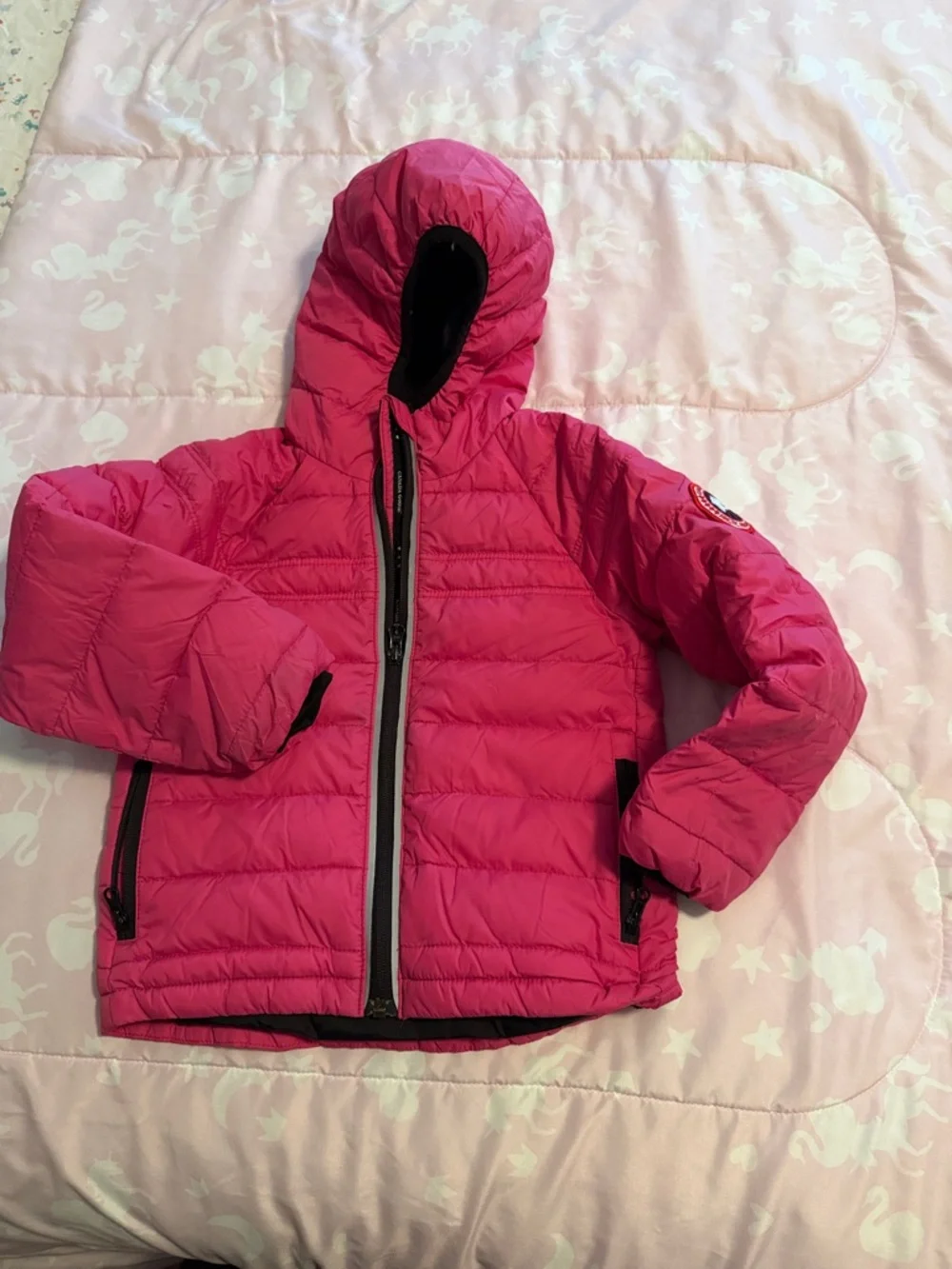 Canada Goose Girls Bright Pink Hooded Puffer Jacket - Picture 3 of 10